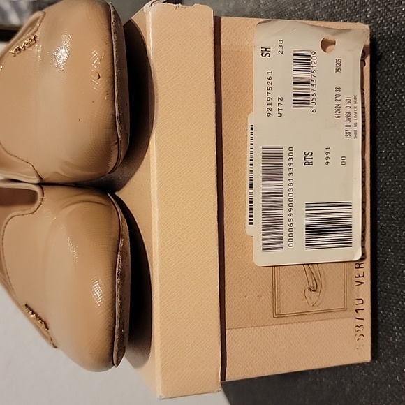 Prada Flats - Picture 7 of 7